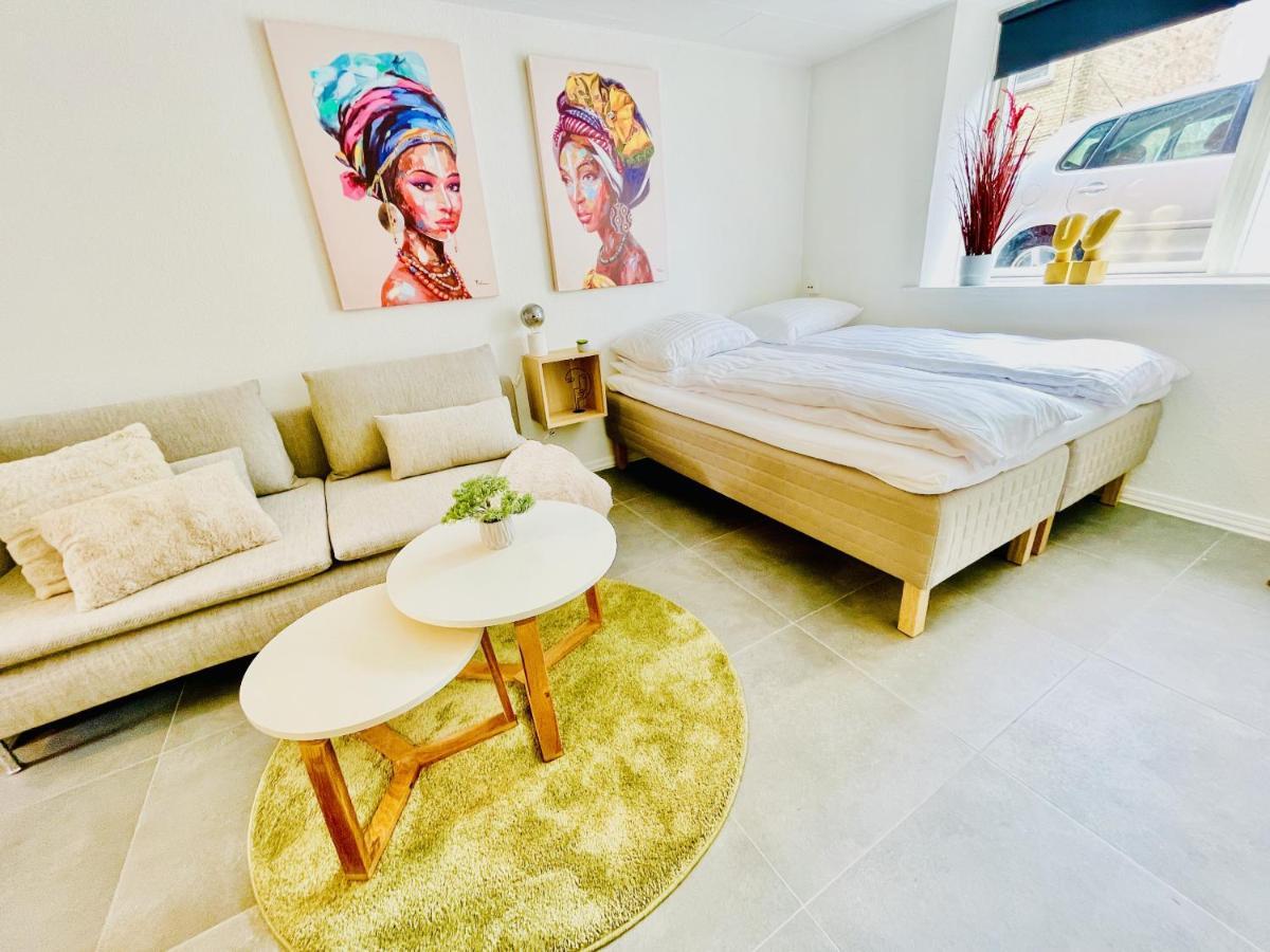 Aday - Charming Studio Close To The Football Stadium Ålborg Exteriör bild