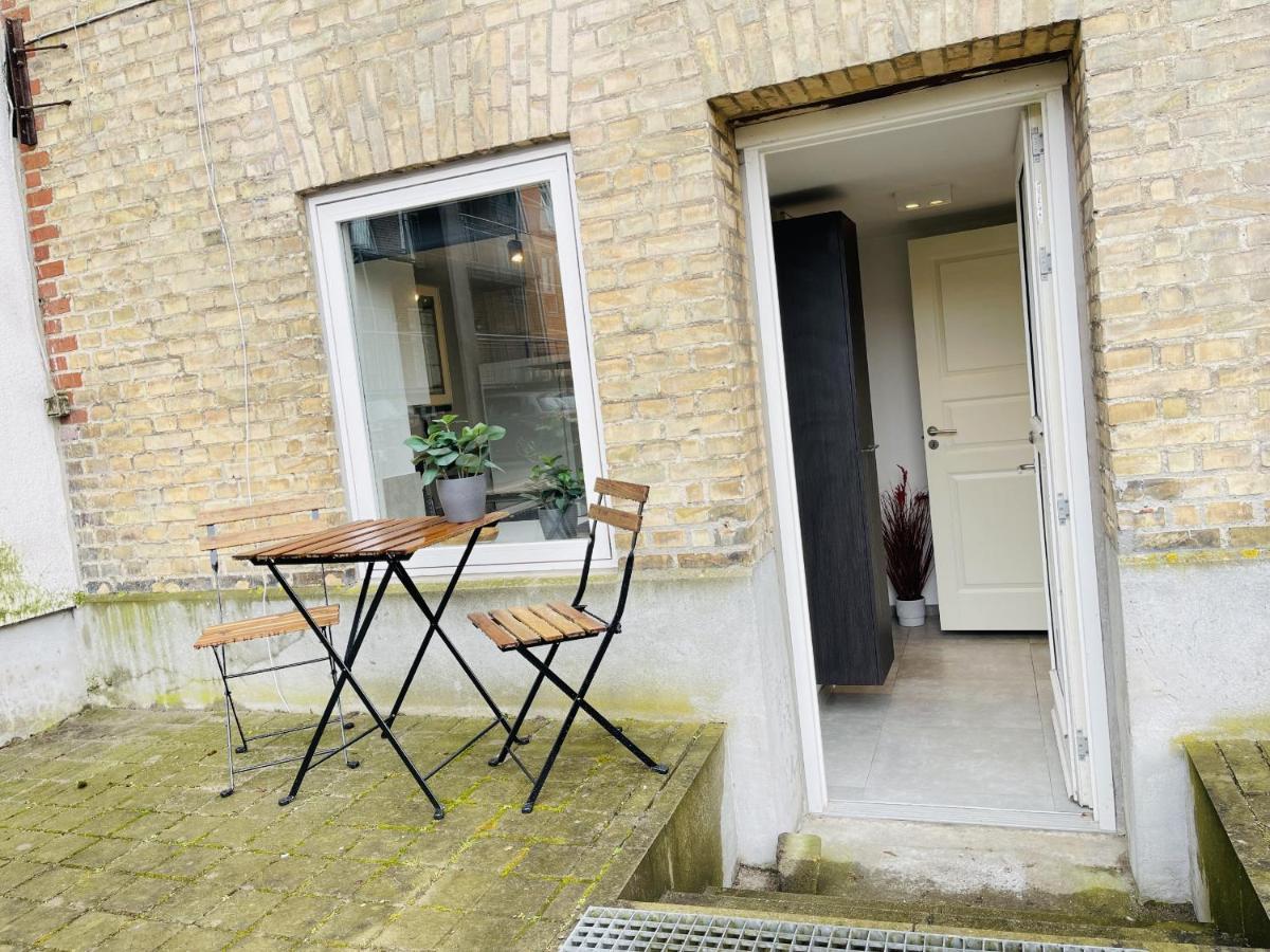 Aday - Charming Studio Close To The Football Stadium Ålborg Exteriör bild